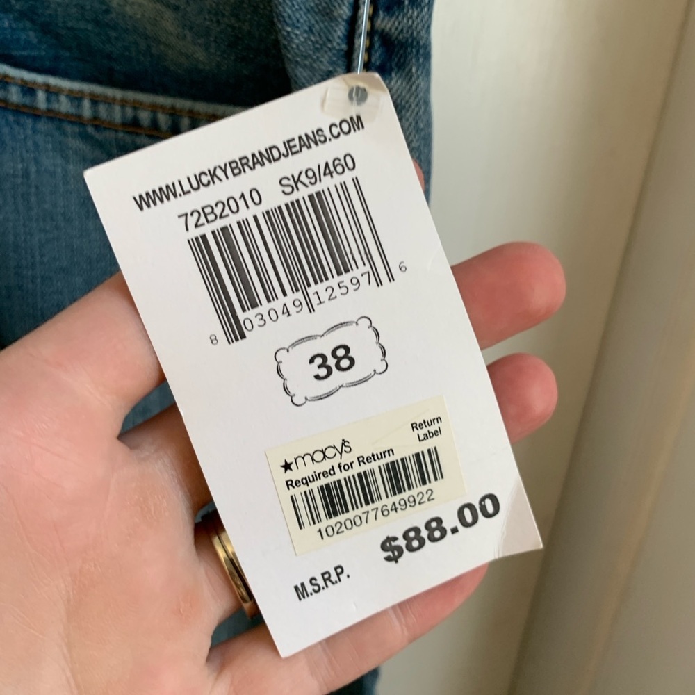 NWT Lucky Brand Relaxed Jeans Size 38 - Picture 4 of 7